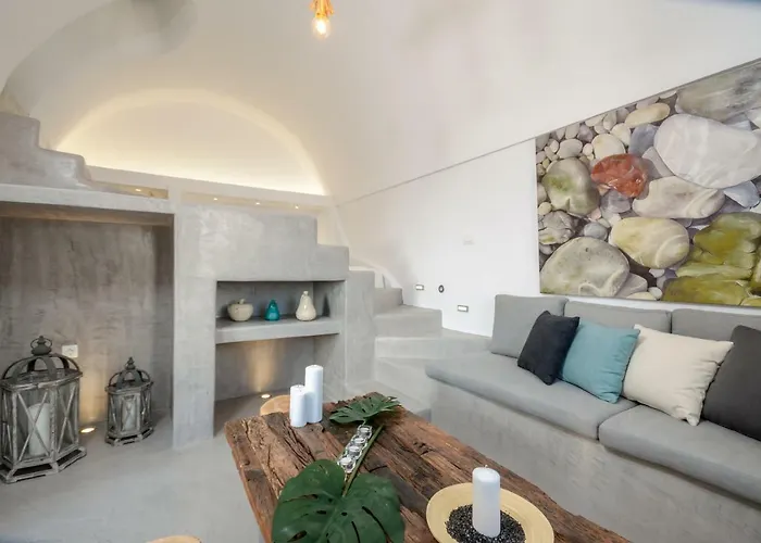 Nissos House Santorini